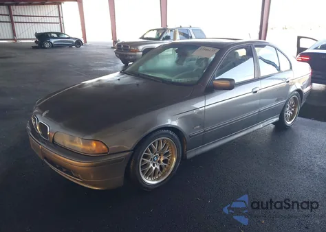 2003 BMW 530Ia z USA, uszkodzony, nr VIN WBADT63453CK37660